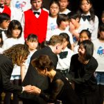 Bonifanti na japonském turné rozdávají autogramy