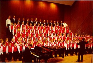BONIFANTES Boys Choir - one of the first concerts